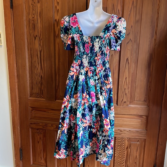 Vintage tropical floral fit n flare midi dress with padded shoulders - Picture 5 of 13